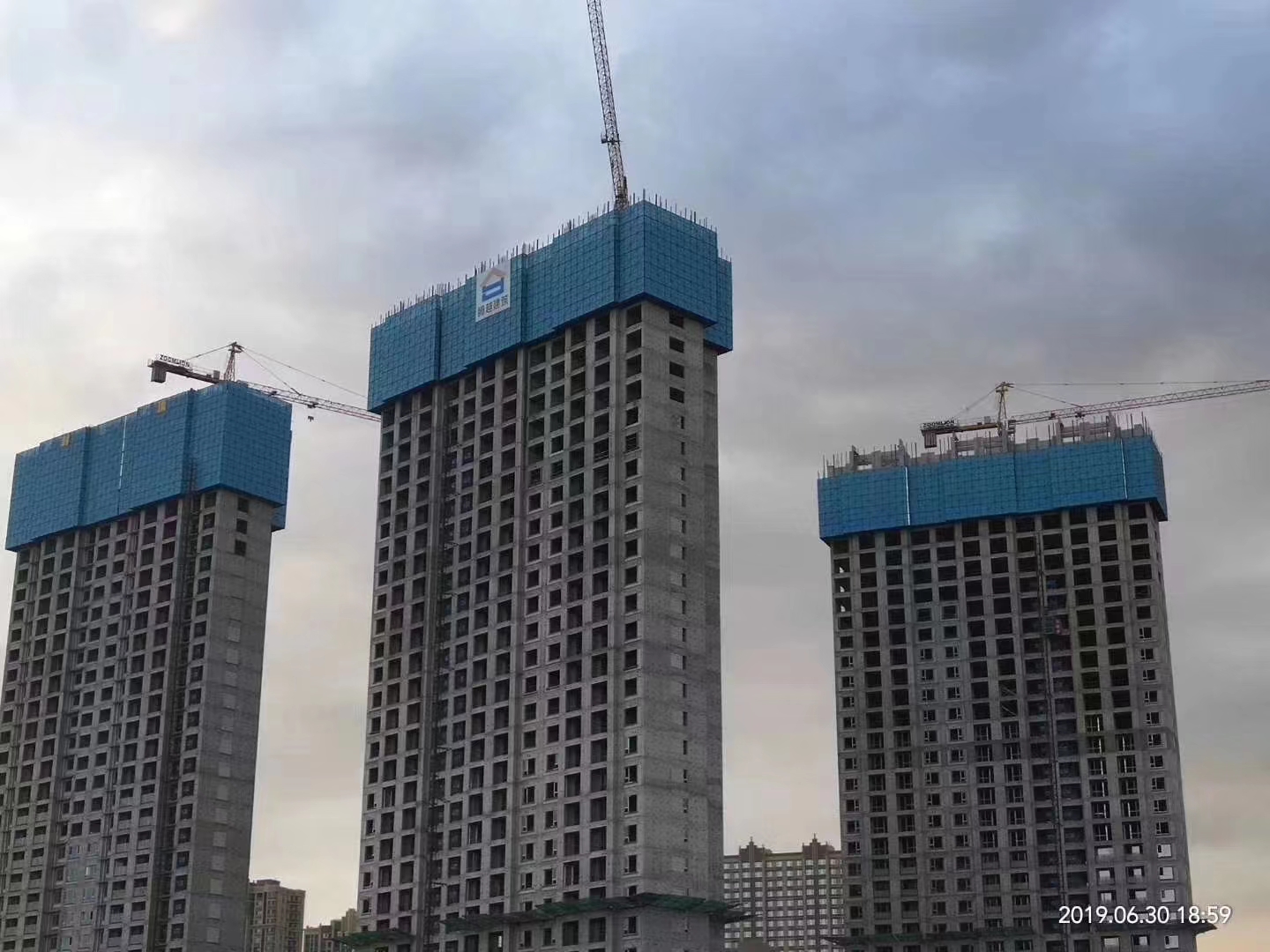 碧桂园太阳城-道义项目-爬架